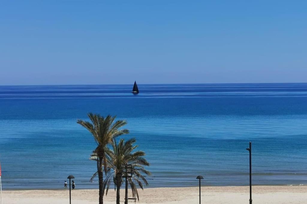 אליקאנטה Lujoso Apartamento En Primera Linea De Playa מראה חיצוני תמונה